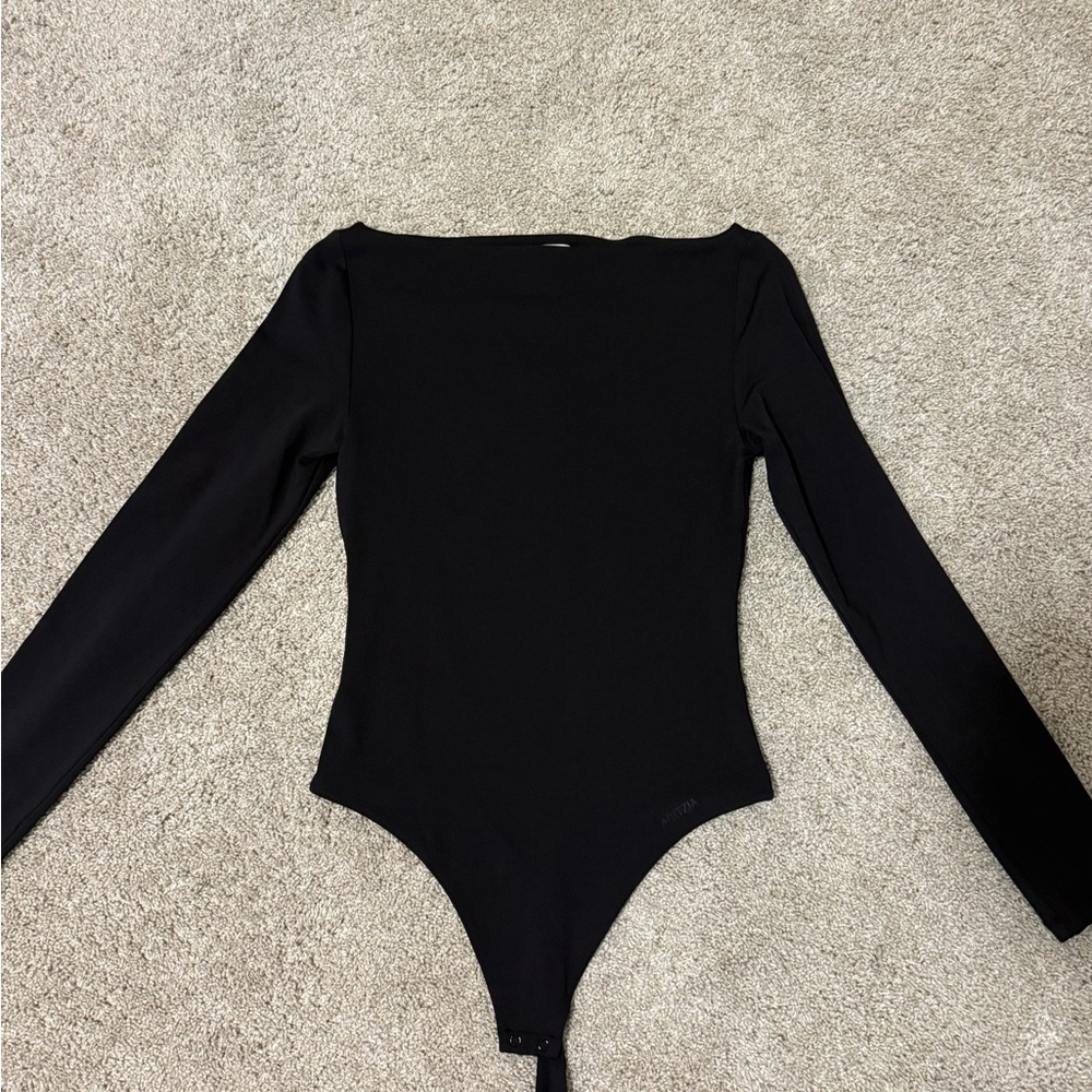 Aritzia Long Sleeve Bodysuit